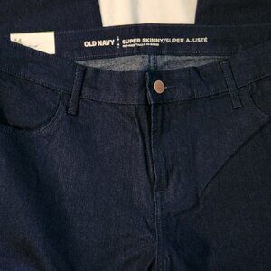 Old Navy super skinny jeans sz 14 dark blue NWT